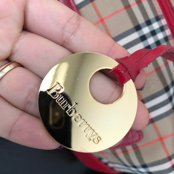 ❌SOLD❌ on my FB page “ Luxury Lovers” - Picture 3 of 8